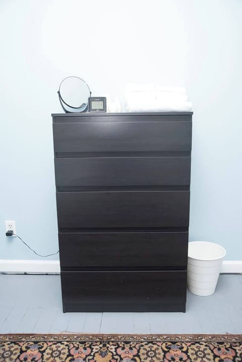 Bedroom with queen size bed.