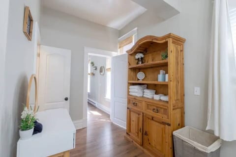 9e9856fc fc39 4a1e a3b8 7d71b0bdedea