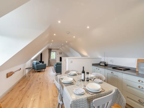 Open plan living space | Caerau Bach, Trefin, near St David’s