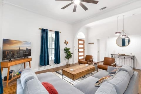 Spacious living room.