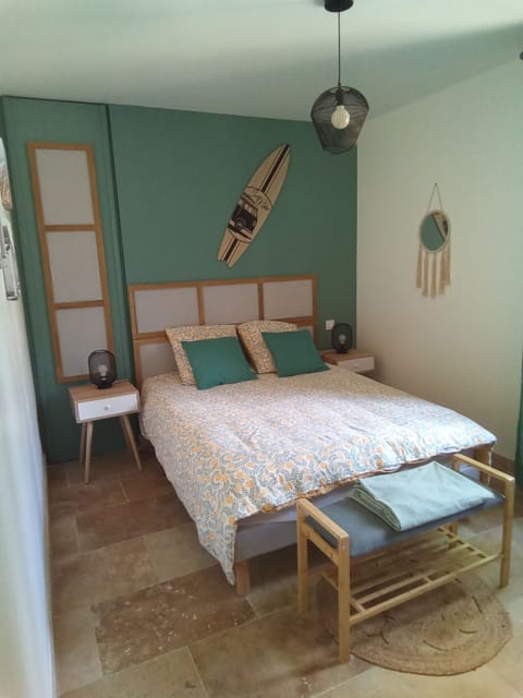 2 bedrooms, iron/ironing board, travel crib, free WiFi