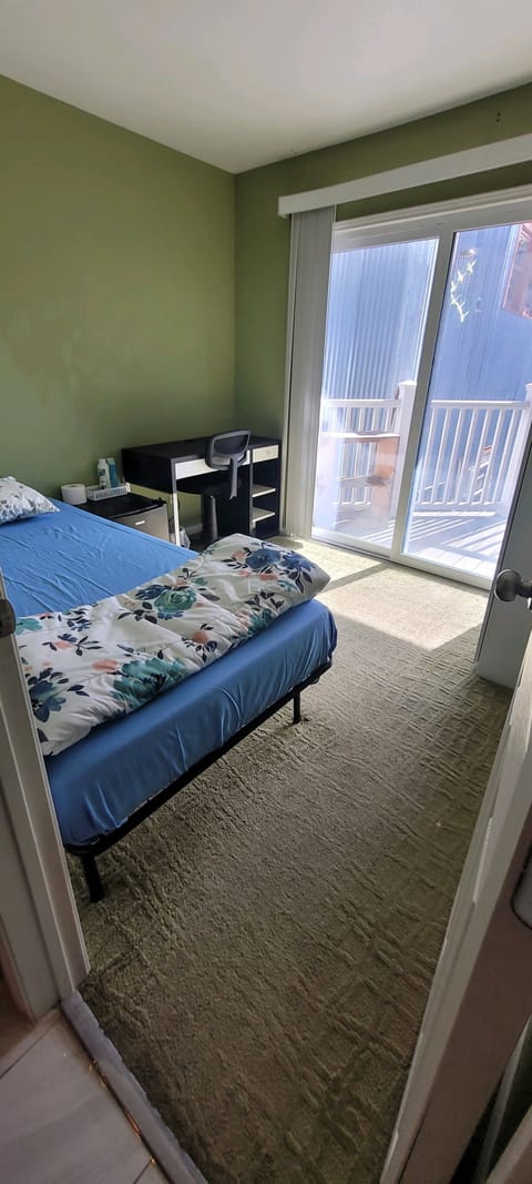 1 bedroom, iron/ironing board, bed sheets