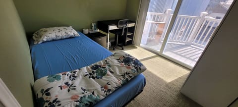 1 bedroom, iron/ironing board, bed sheets