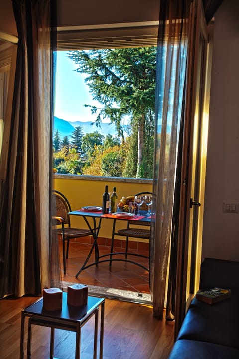 Leading out to the terrace