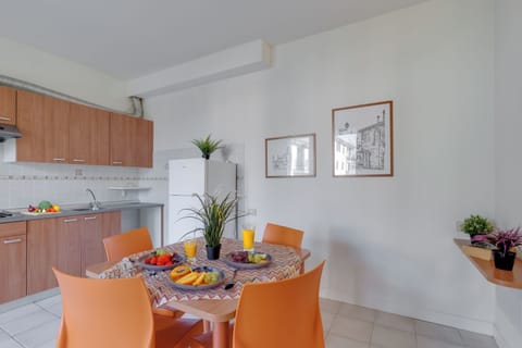 Kitchen and dining area