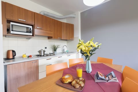 Kitchen and dining area