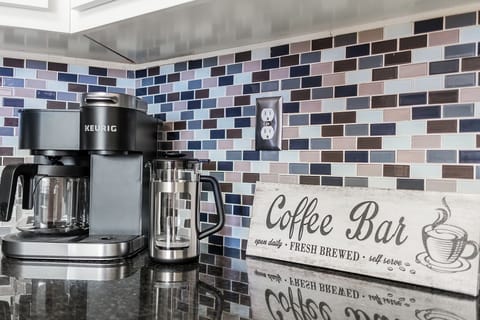 Everyone needs a good cup of coffee on vacation, so we provide a Keurig Duo so you can choose either a full pot of coffee or just a single cup.