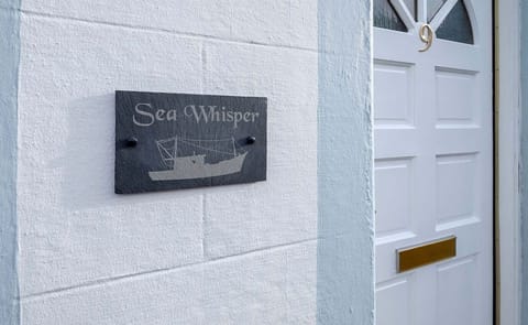 Sea Whisper is perfectly located close to the hub of the village and a short stroll to the harbour