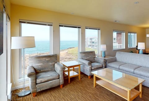 WhalePointe3BR-0804-006