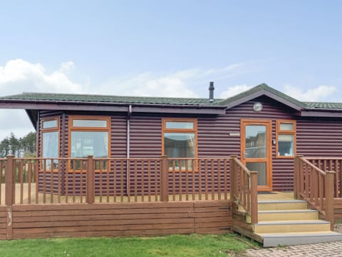 Exterior | Grandma’s Stick House, Ilfracombe