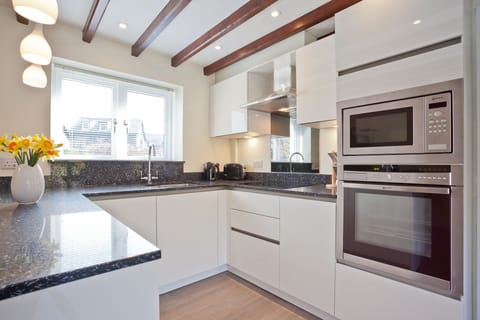 Forge Bridge Cottage kitchen