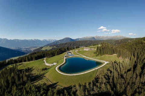 Surroundings [summer] (1-5 km)