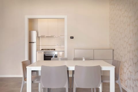 6d3a3d2d-5f68-4155-ba75-caefd41ad2b0