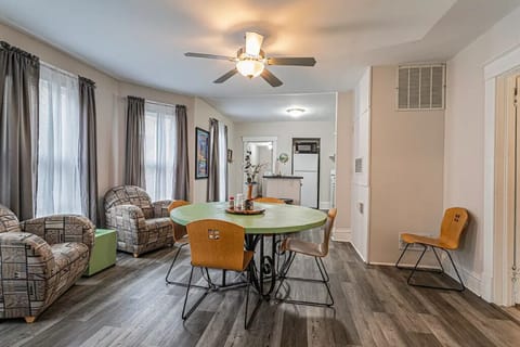 Dining Space/Litchen