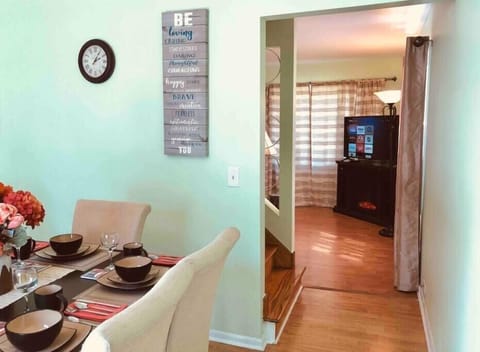 Dining room/living room