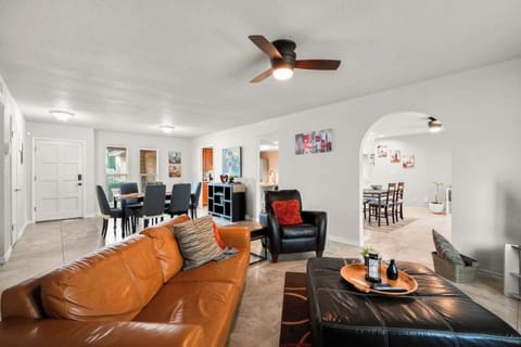 Front living room with tv and dining space