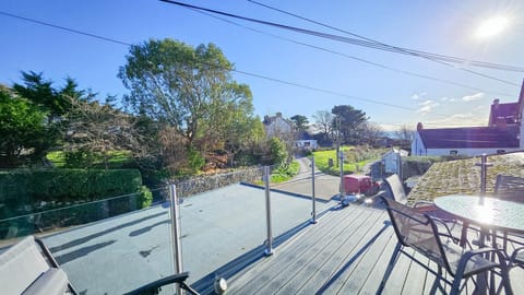 Sea Breeze Apt 2 - 2 Bedroom - Horton Beach (9466)