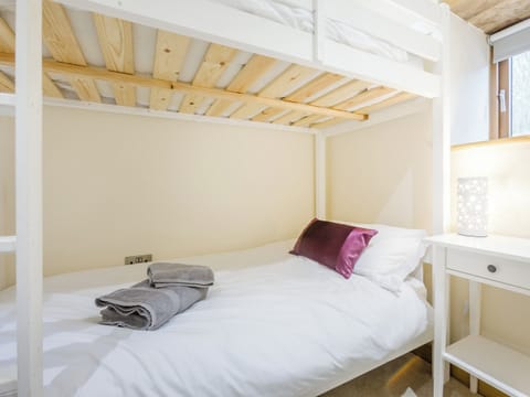 Bunk bedroom | Olive Barn, Rackenford, near Tiverton