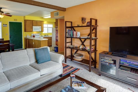 Living Room | Free WiFi | Board Games | 5 Mi to Anza-Borrego Desert State Park
