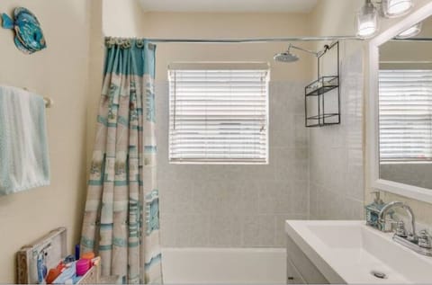 Bathroom | Hair dryer, towels, soap, shampoo