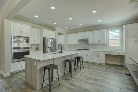 27f33b59-038e-45f2-a628-030d2cf6cbc0