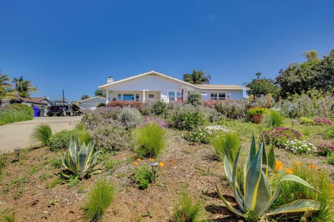 Oceanside Vacation Rental | 3BR | 2BA | 1,900 Sq Ft | Steps Required