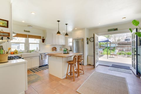 Chef's Kitchen | Cooking Basics Supplied