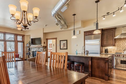 Lots of seating between the table and the counter space for your meals or coffee