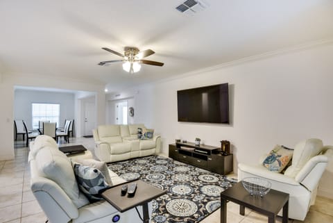 Living Room | Smart TV | Central Air Conditioning | Ceiling Fans