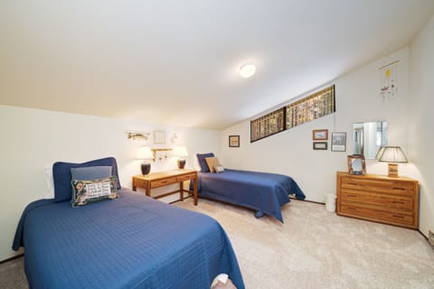 Upstairs Twin bedroom