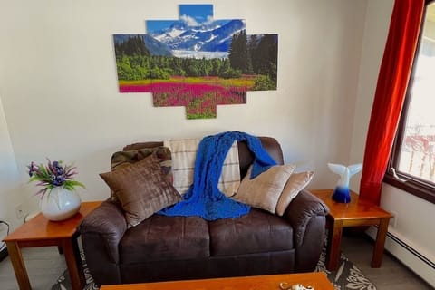 The artwork of the Mendenhall Glacier is central. This is a must see visit during your Juneau stay. Enjoy the fun Mermaid blanket.