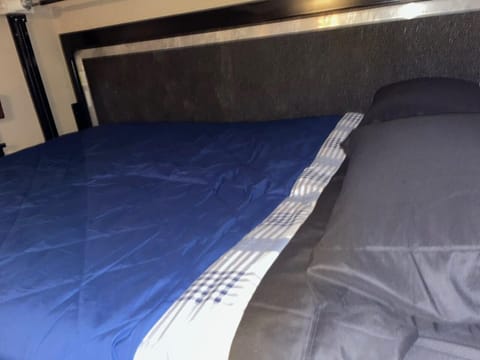Travel crib, bed sheets