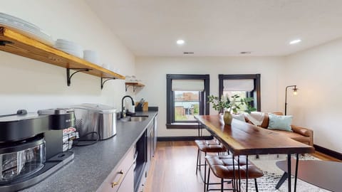 Kitchenette: While it is not designed for full-scale cooking, it provides enough space to prepare simple meals and snacks.