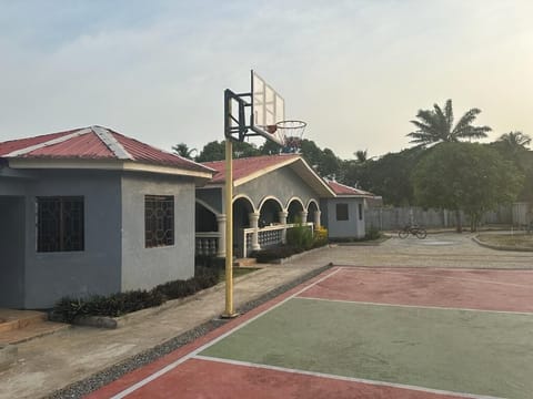 Sport court