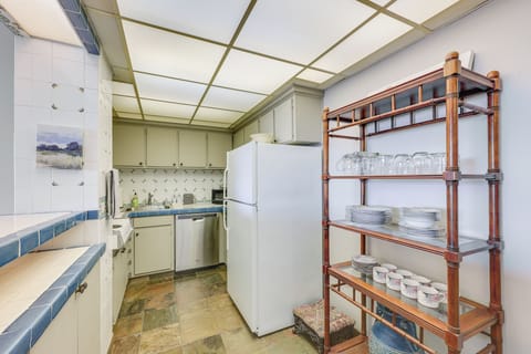 Kitchen | Cooking Basics & Spices | Toaster | Coffee Maker