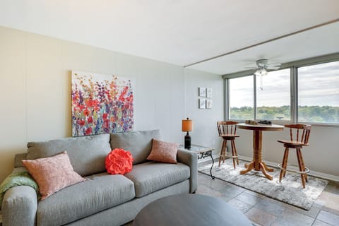 Hot Springs Vacation Rental | 1BR | 1BA | Step-Free Access | 775 Sq Ft