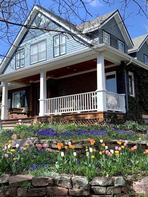 centrally located Boulder home in a quiet neighborhood