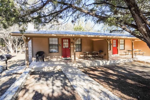 Front exterior view of cabin