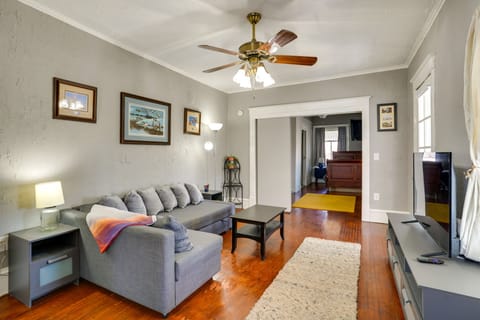 Mound Vacation Rental | 1BR | 1BA | 1,137 Sq Ft | Stairs Required