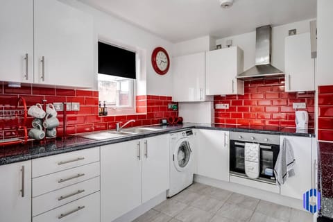 Kitchen/diner. Fully equipped with cooking equipment perfect for families. Appliances such as washer, fridge freezer, microwave, oven are free and available for your use. - Pool table available for relaxation