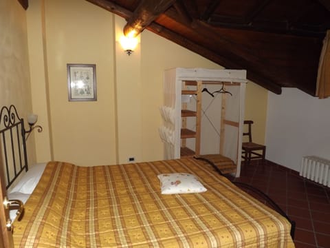 10 bedrooms, iron/ironing board, travel crib, free WiFi