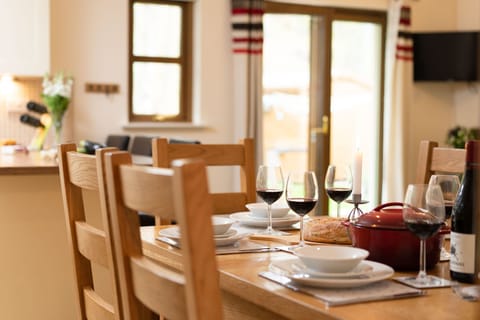 Bracken House table set for dinner