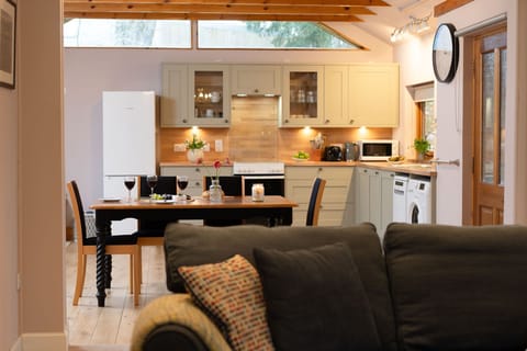 Suidhe Garden Cottage view through to kitchen