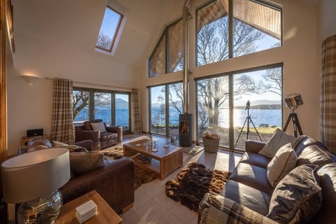 B0be5736 44f6 4c16 9082 cb0e10566454