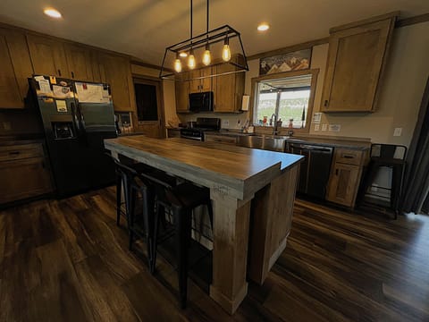 Fully Stocked Kitchen