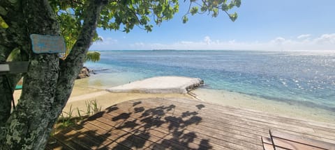 Beach nearby, sun loungers, beach towels