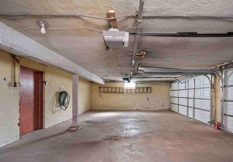 Garaged Parking Available w Cost