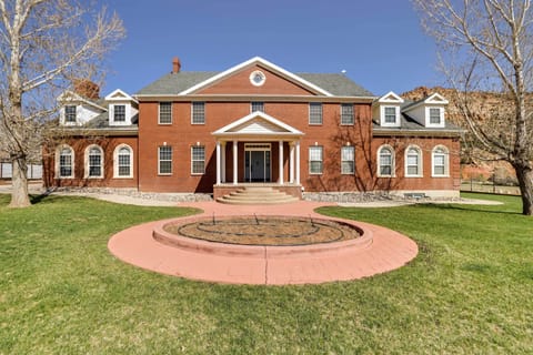 Spacious Hildale House w\/ Large Deck! | Hildale, UT | VacationRenter