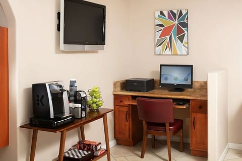 Workstation if you need to catch up with your job or to simply have some fun surfing the web!