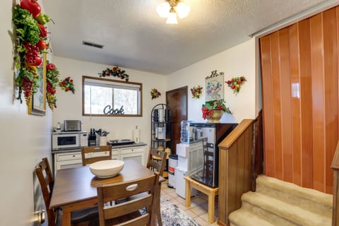 Kitchenette | Cooking Basics | Complimentary Spices | Blender